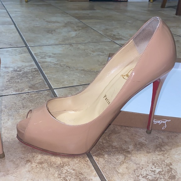 very prive 120 patent nude Christian Louboutin - Picture 4 of 11